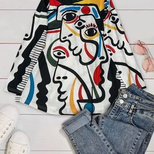 ❤️❤️❤️NWOT! Women's Picasso-like abstract print square neck top❤️❤️❤️